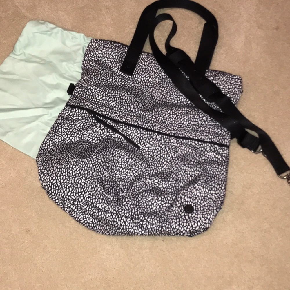 Lululemon tote bag, basically brand new